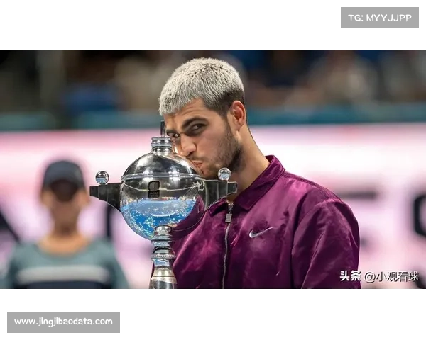 阿尔卡拉斯锁定年终第一后表态:满意赛季表现,已准备好明年再战。 阿尔卡拉斯锁定年终第一后表态:满意赛季表现,已准备好明年再战。